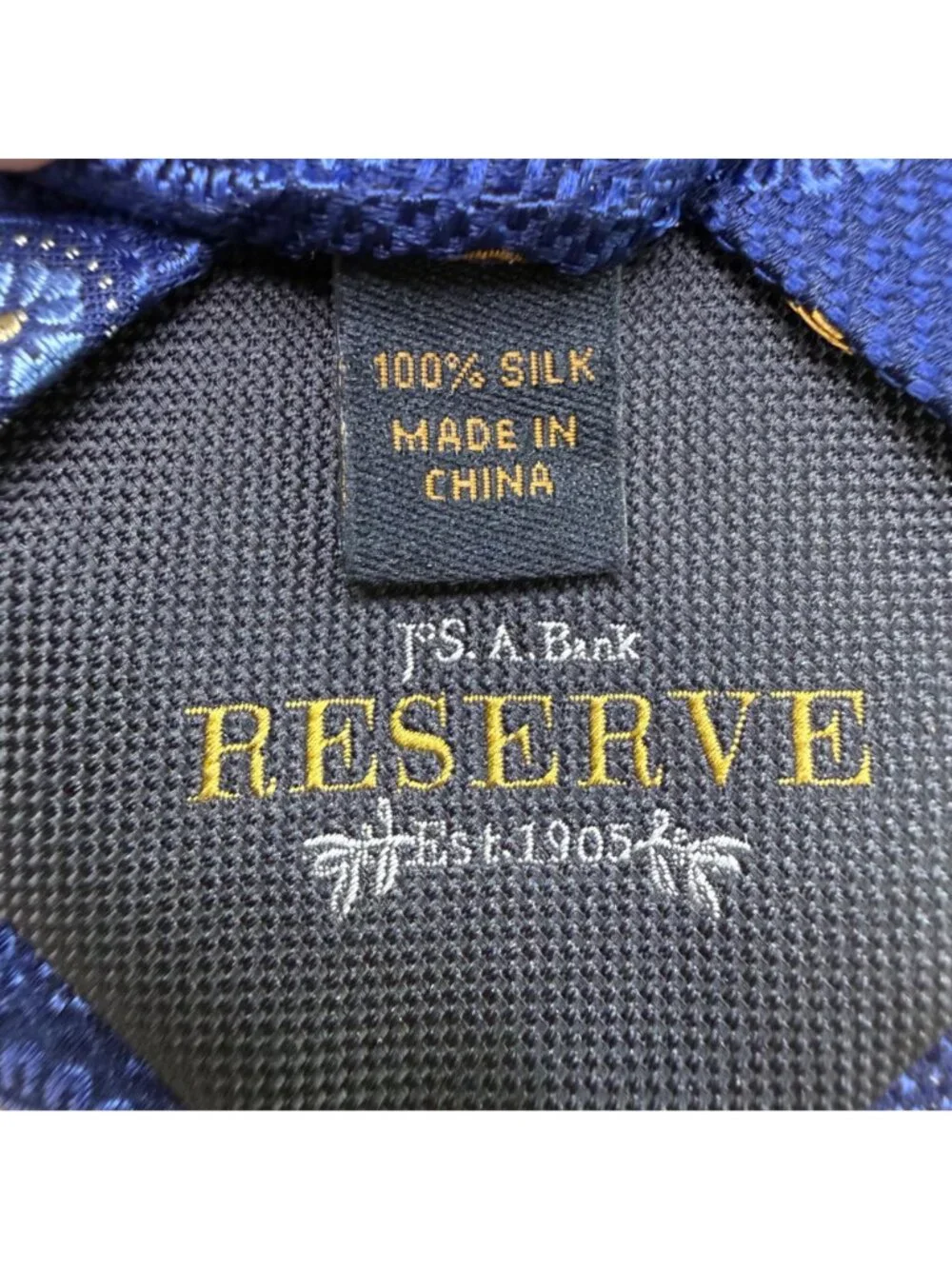 Jos A Bank Mens Blue Silk Patterned Tie Classic Style